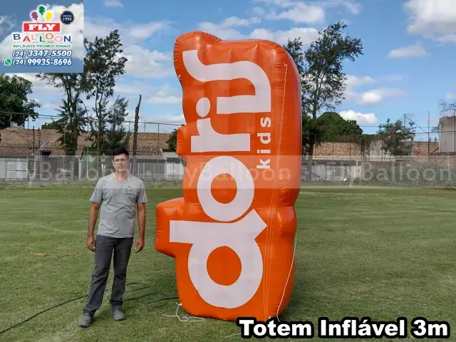 Totem inflável promocional personalizado Doris Kids